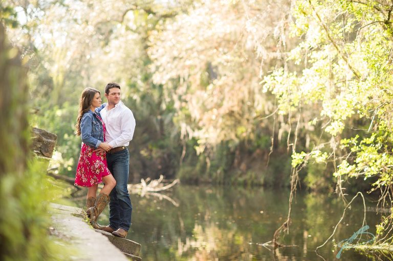 tampa engagement photographer hillsborough river state park