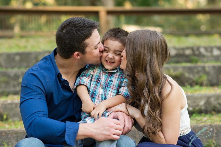 tampa engagement photographer hillsborough river state park